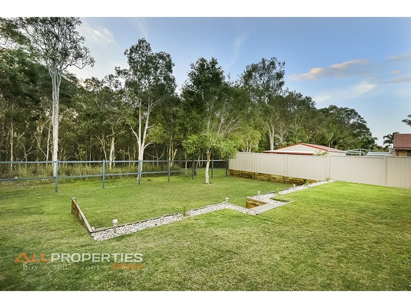 39 Bushland Drive, Regents Park QLD 4118