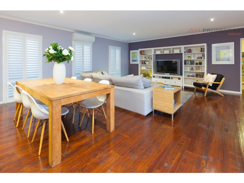 8 Timberline Way, Jimboomba QLD 4280