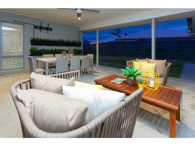 8 Timberline Way, Jimboomba QLD 4280