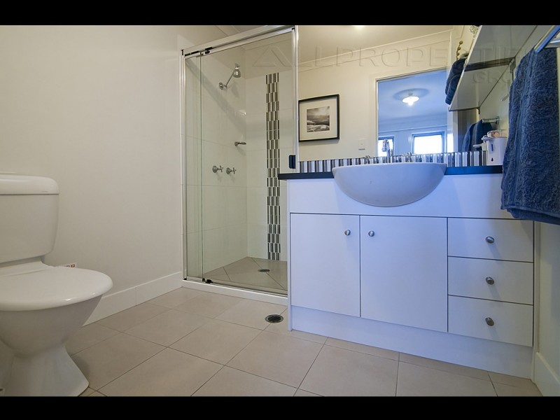 1/19 Pepper Tree Drive, Holmview QLD 4207