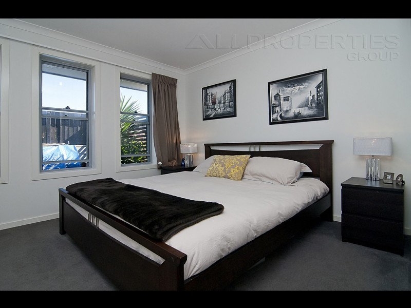 1/19 Pepper Tree Drive, Holmview QLD 4207