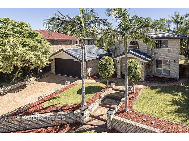 8 Geneva Close, Parkinson QLD 4115