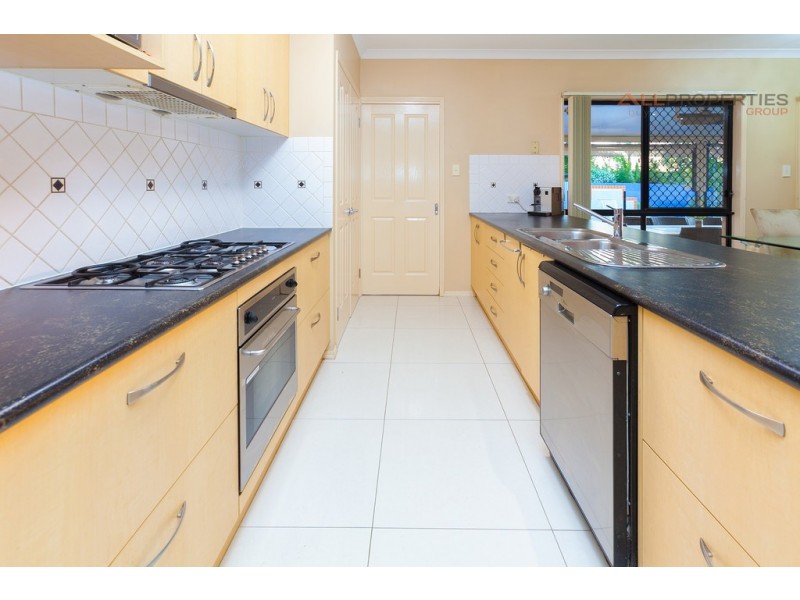 24 Caley Cres, Drewvale QLD 4116