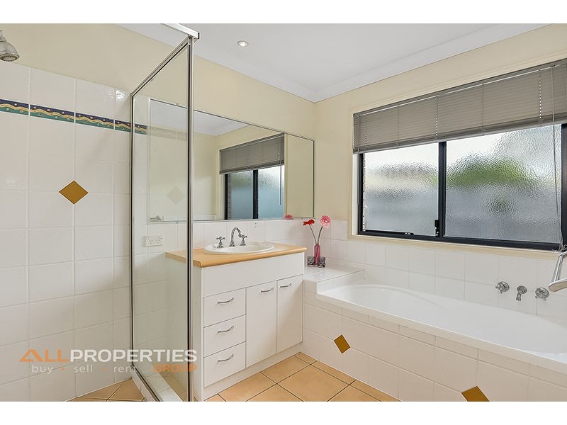31 Tarra Place, Parkinson QLD 4115