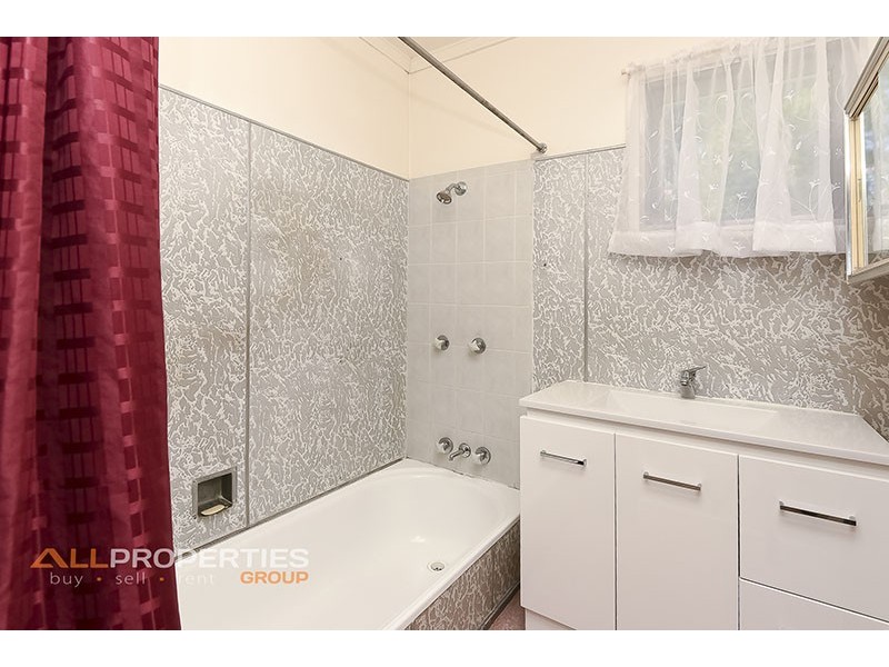 261 Ritchie Road, Pallara QLD 4110