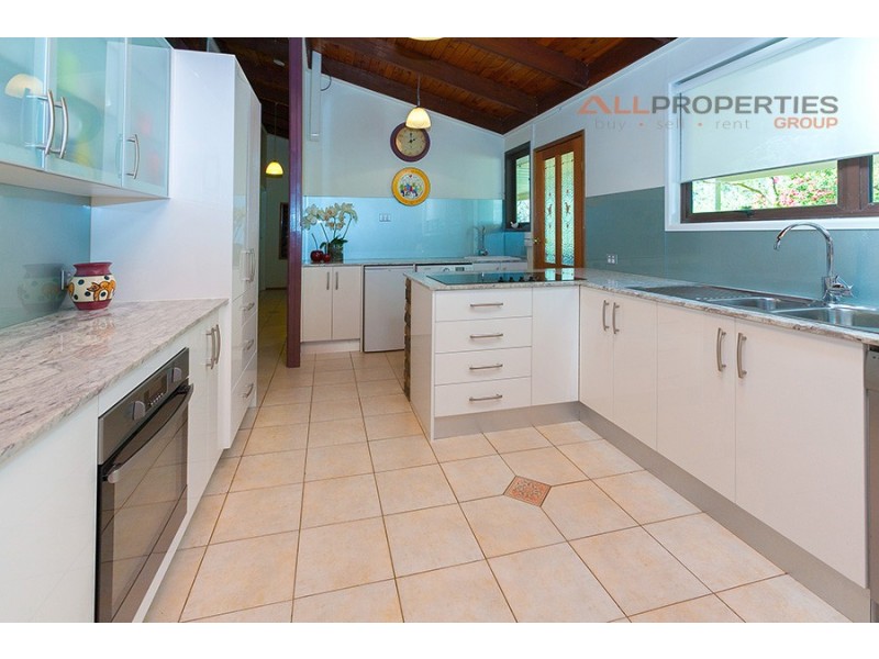 39 Smith Road, Park Ridge South QLD 4125