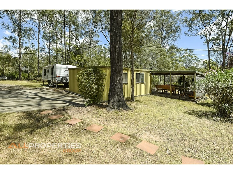 39 Smith Road, Park Ridge South QLD 4125