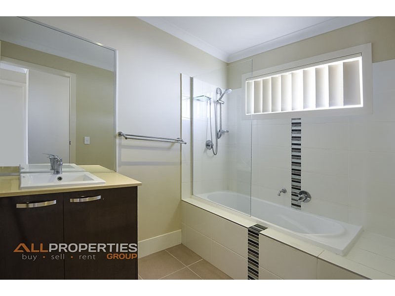 45 Rachel Drive, Crestmead QLD 4132