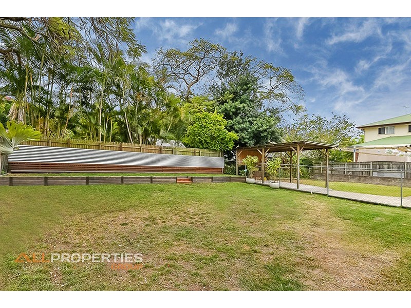 87 Ridge Street, Greenslopes QLD 4120