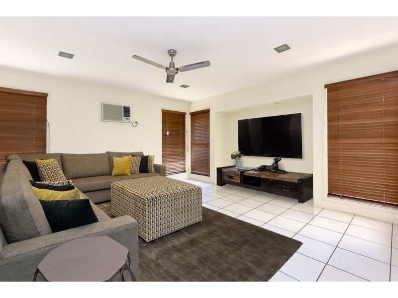 7 Bronte Ct, Parkinson QLD 4115