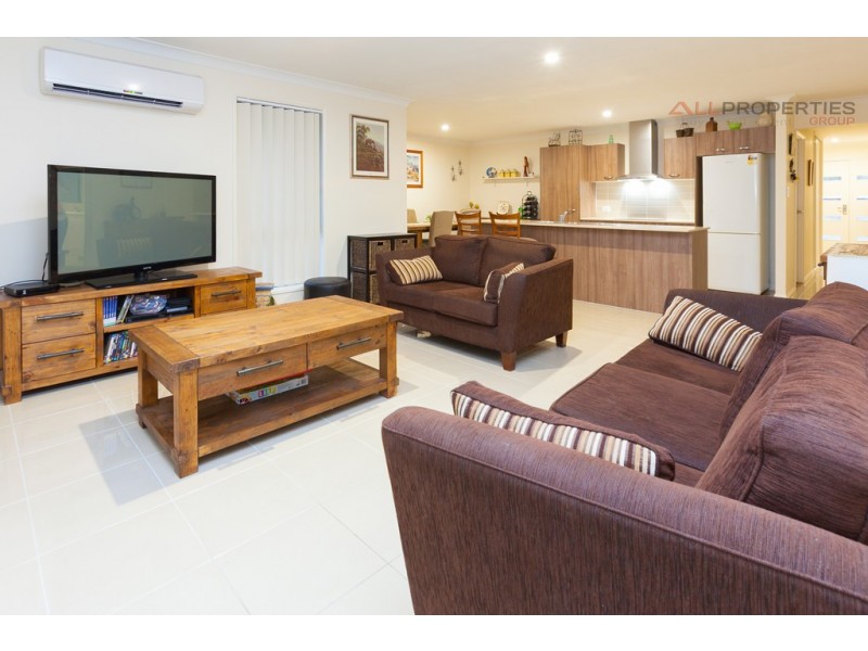 34 Songbird Circuit, Jimboomba QLD 4280
