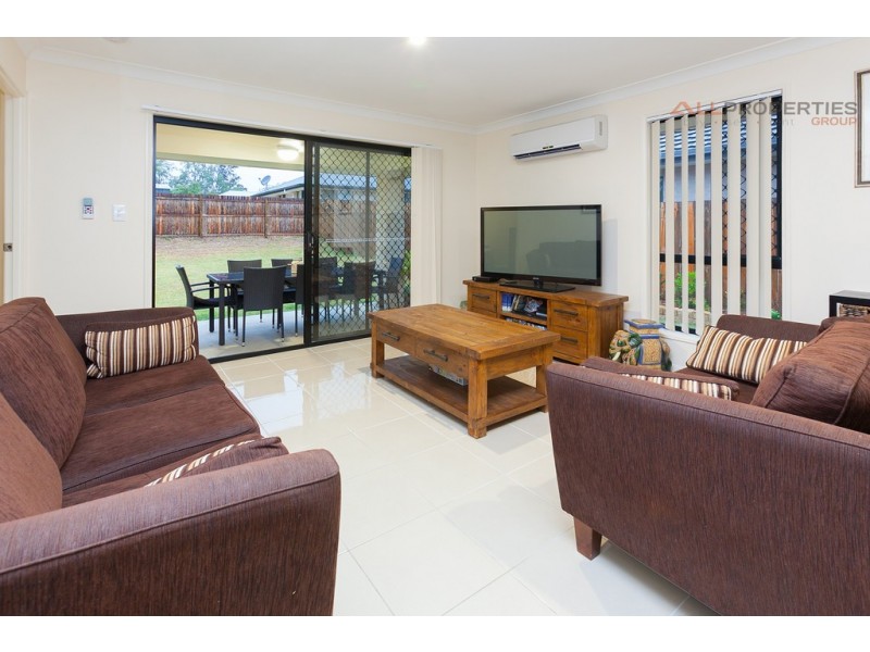 34 Songbird Circuit, Jimboomba QLD 4280