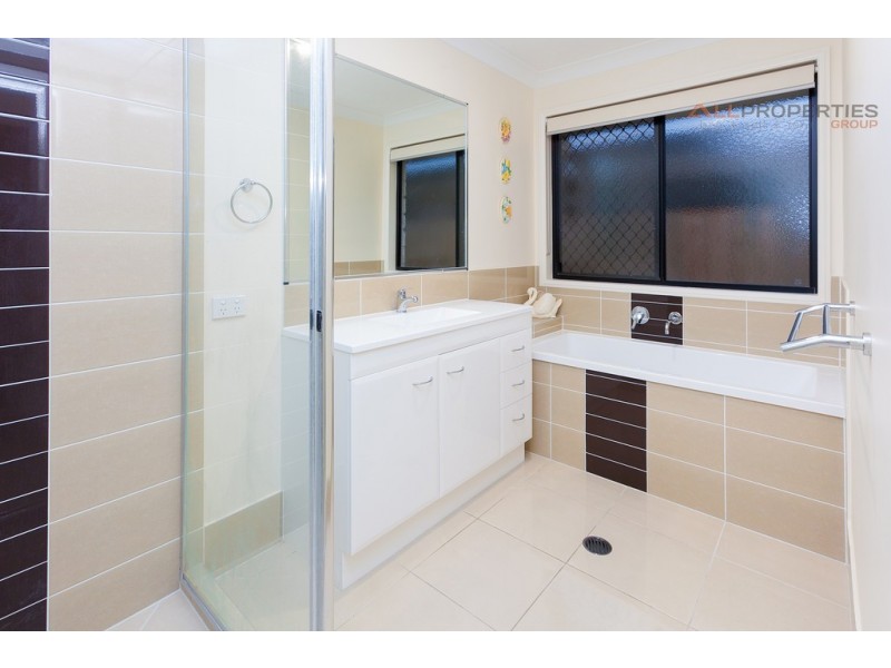 34 Songbird Circuit, Jimboomba QLD 4280