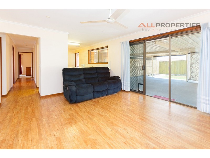 11 Barry Street, Boronia Heights QLD 4124