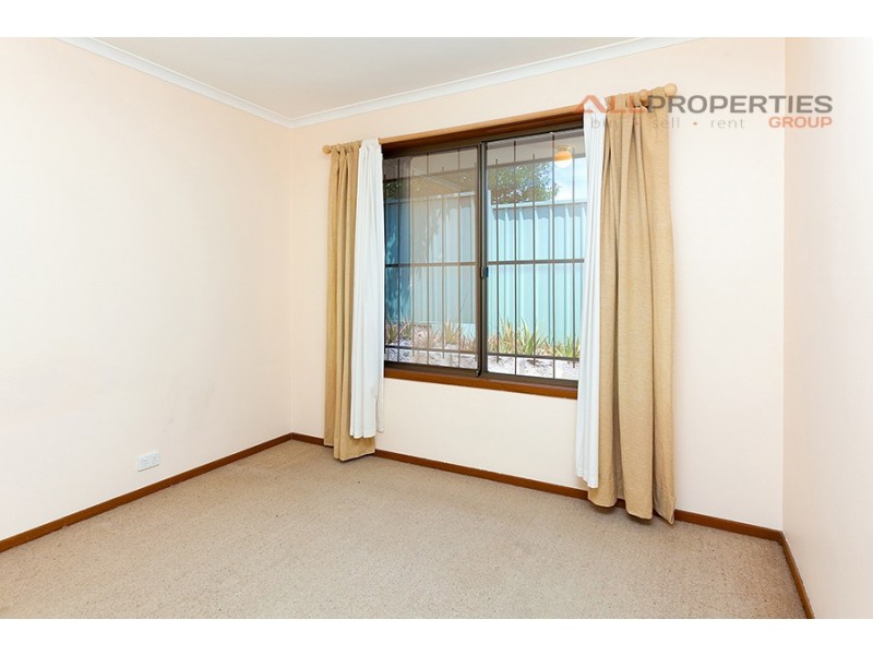 11 Barry Street, Boronia Heights QLD 4124