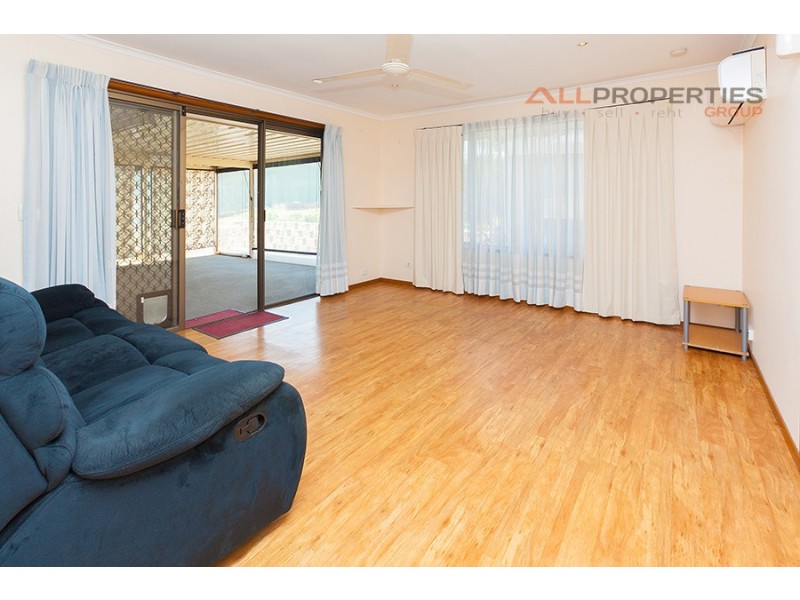 11 Barry Street, Boronia Heights QLD 4124