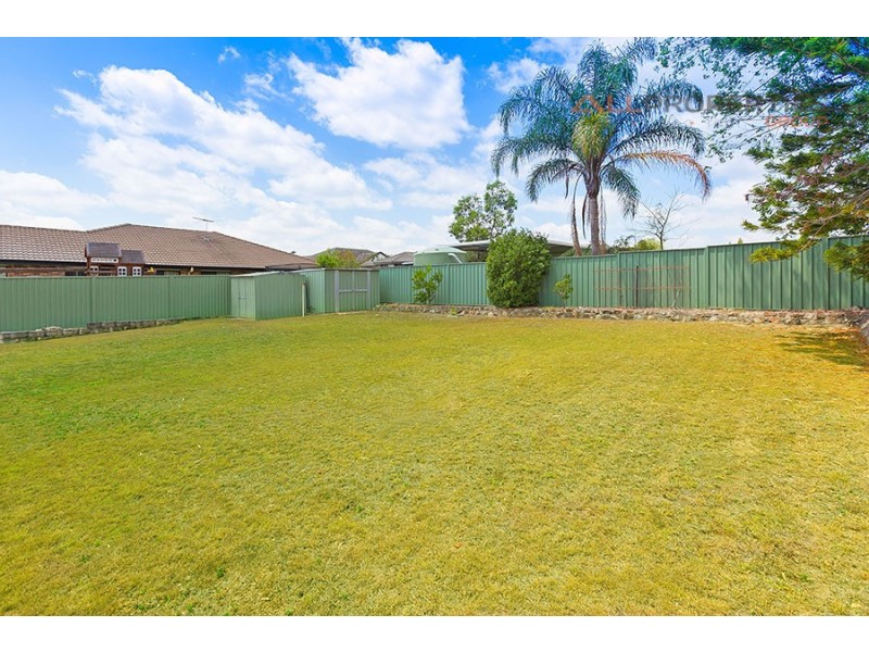 11 Barry Street, Boronia Heights QLD 4124
