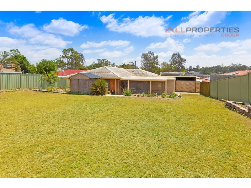 11 Barry Street, Boronia Heights QLD 4124