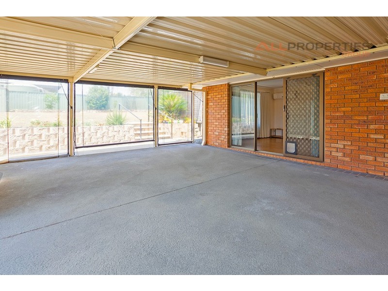 11 Barry Street, Boronia Heights QLD 4124