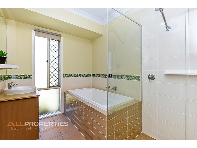 22 Greenvale Street, Drewvale QLD 4116