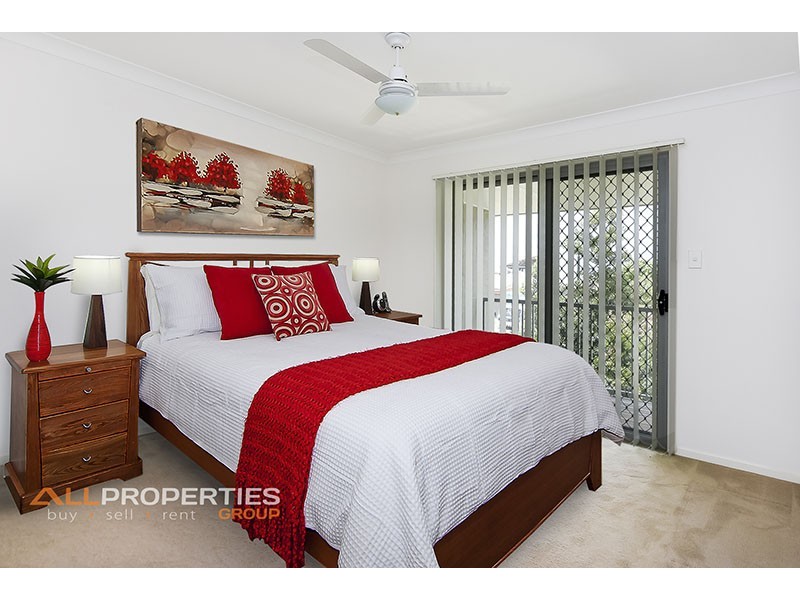 26/99 Peverell Street, Hillcrest QLD 4118