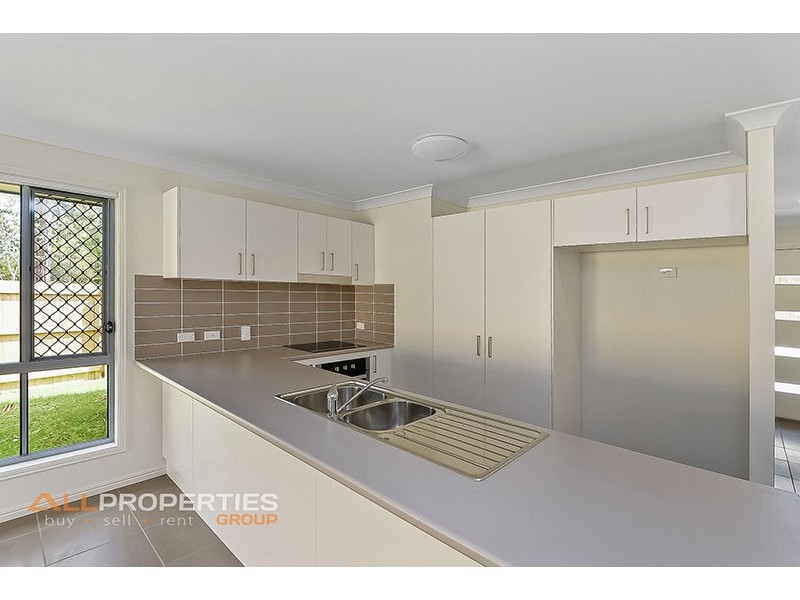 29 Greenpark Drive, Crestmead QLD 4132
