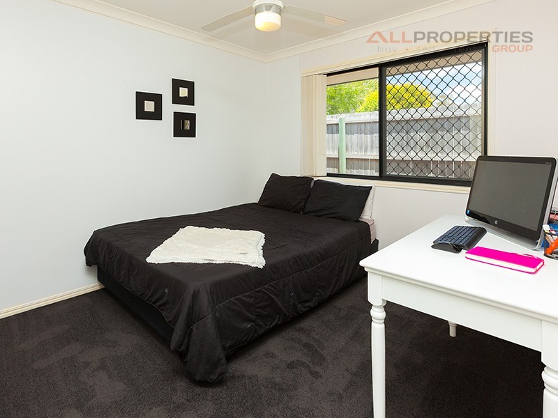 24 Hurst Street, Crestmead QLD 4132