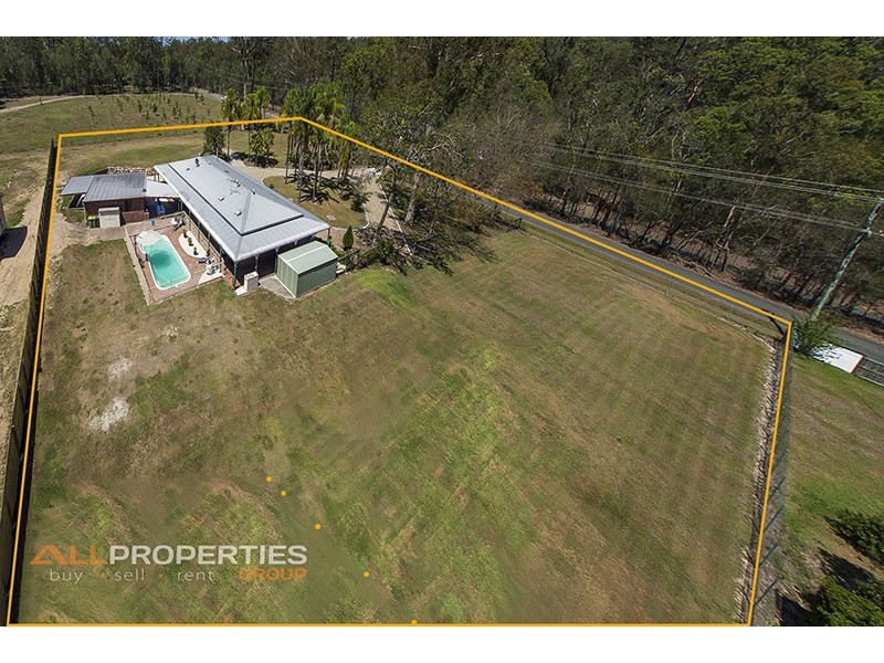 36-42 Stapylton Road, Forestdale QLD 4118