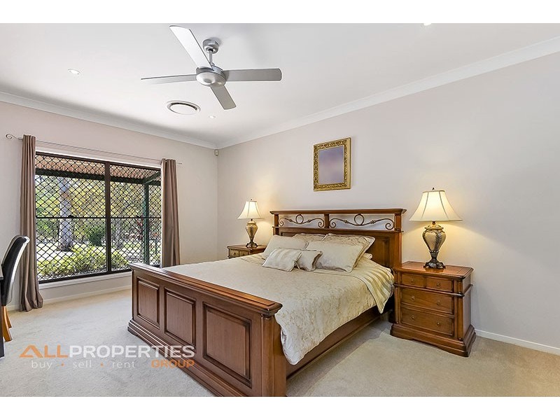36-42 Stapylton Road, Forestdale QLD 4118