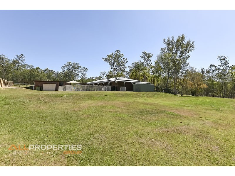 36-42 Stapylton Road, Forestdale QLD 4118