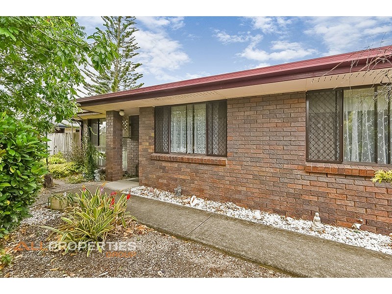 22 BUSHLAND DRIVE, Regents Park QLD 4118