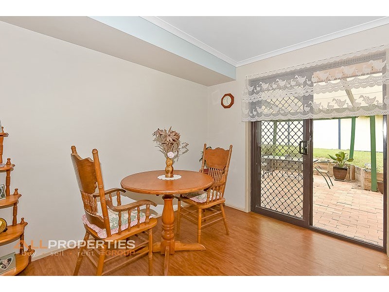 22 BUSHLAND DRIVE, Regents Park QLD 4118