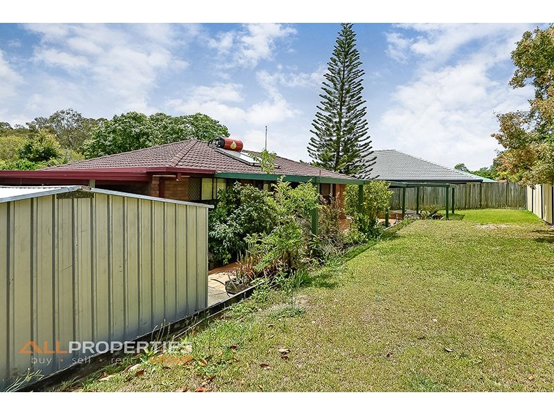 22 BUSHLAND DRIVE, Regents Park QLD 4118