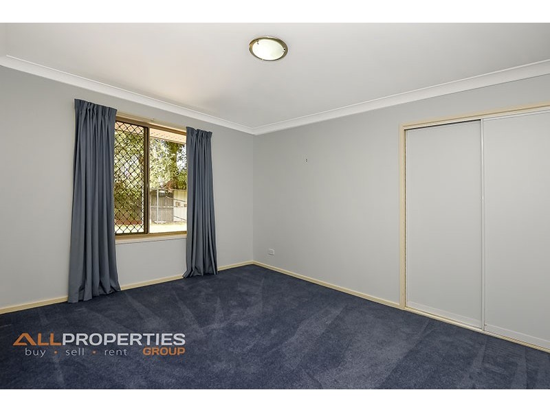 14 Greenvale Court, Regents Park QLD 4118