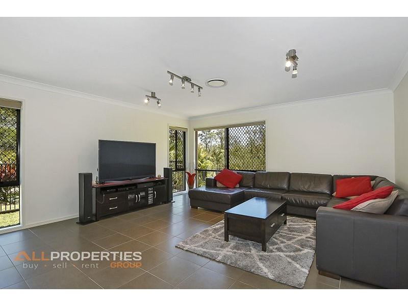19 – 21 POLE CRESCENT, New Beith QLD 4124