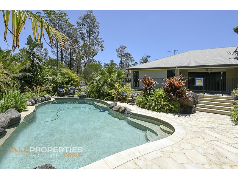 19 – 21 POLE CRESCENT, New Beith QLD 4124
