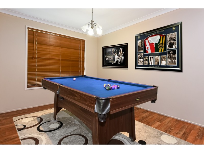 10 Farrier Ct, New Beith QLD 4124
