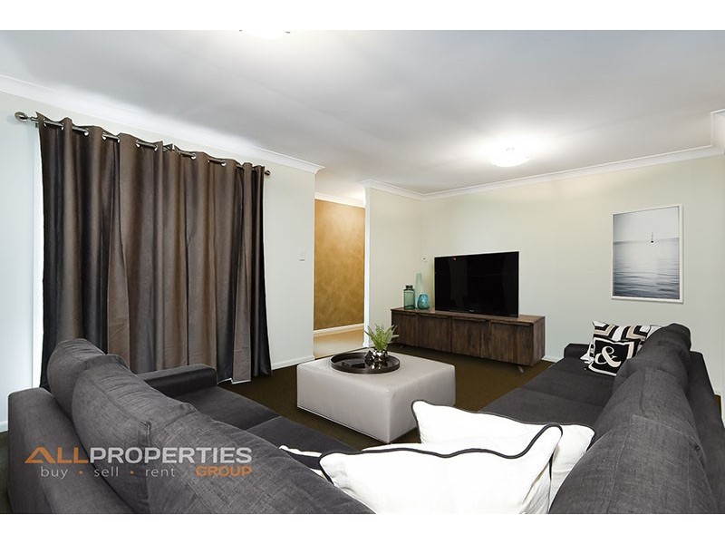 16 Whetton Court, Boronia Heights QLD 4124