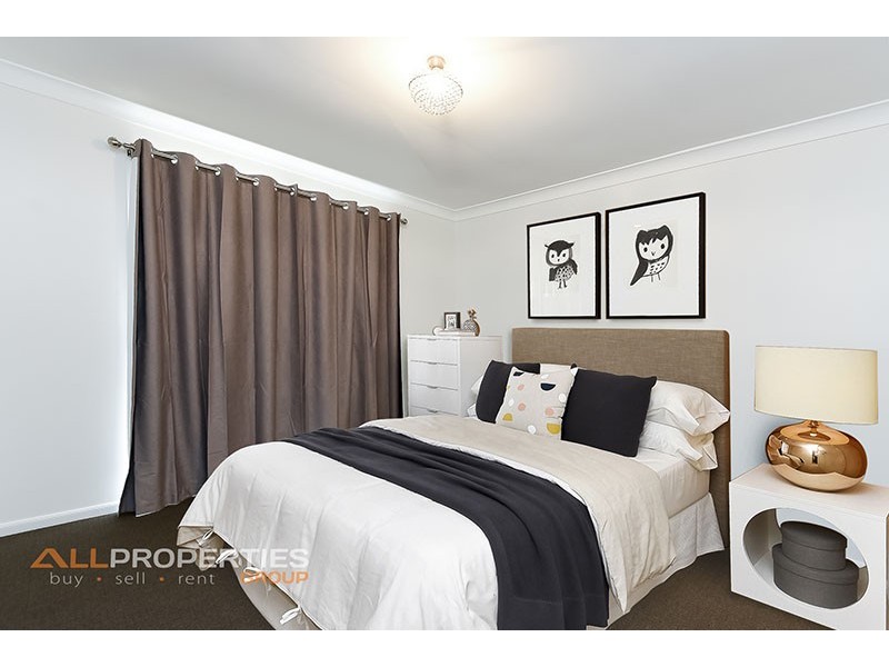 16 Whetton Court, Boronia Heights QLD 4124