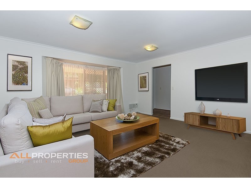 8 Rainbowridge Cres, Algester QLD 4115