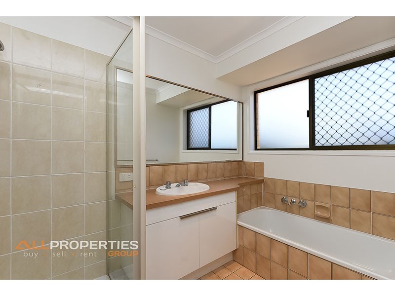 8 Rainbowridge Cres, Algester QLD 4115