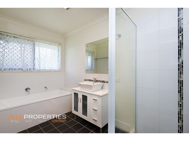 23 Hilltop Crescent, Jimboomba QLD 4280