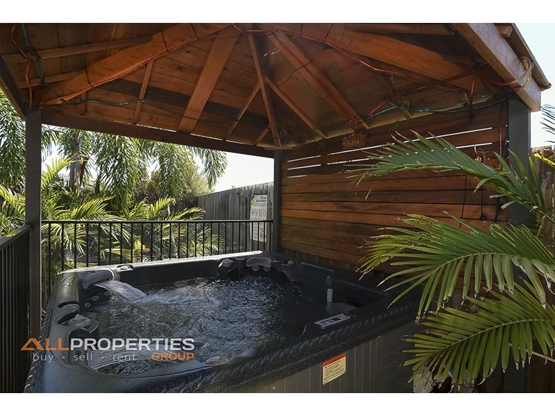 23 Hilltop Crescent, Jimboomba QLD 4280