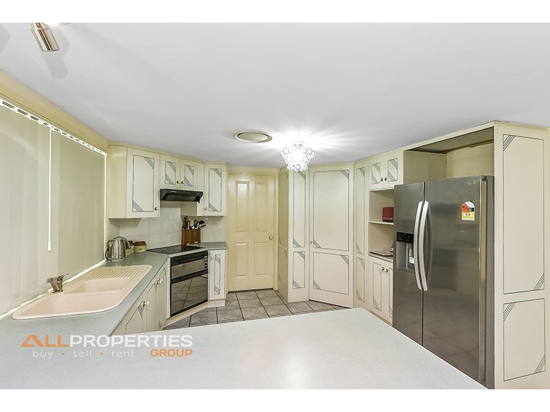 1-11 Canterbury Drive, Mundoolun QLD 4285