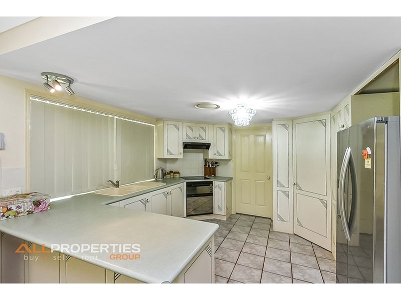 1-11 Canterbury Drive, Mundoolun QLD 4285
