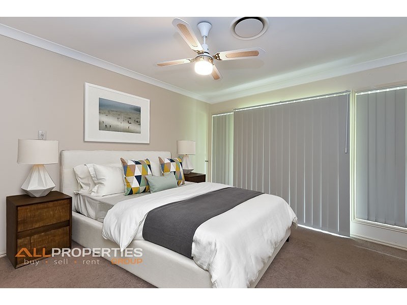 1-11 Canterbury Drive, Mundoolun QLD 4285