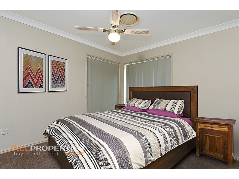 1-11 Canterbury Drive, Mundoolun QLD 4285