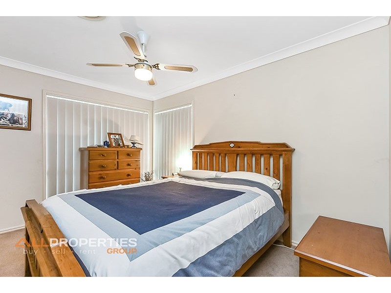 1-11 Canterbury Drive, Mundoolun QLD 4285