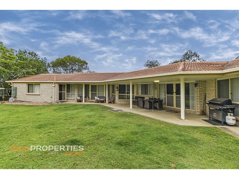 1-11 Canterbury Drive, Mundoolun QLD 4285