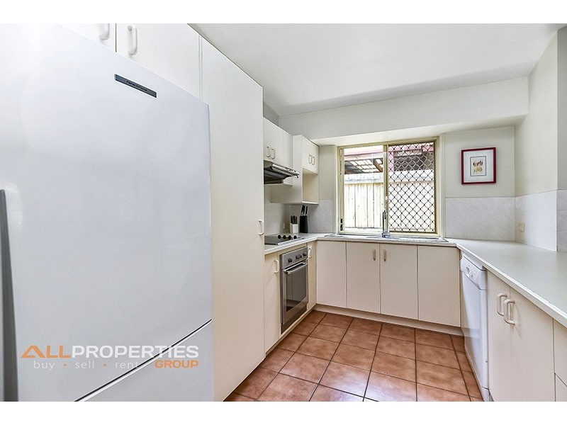 65 Lakeside Crescent, Forest Lake QLD 4078